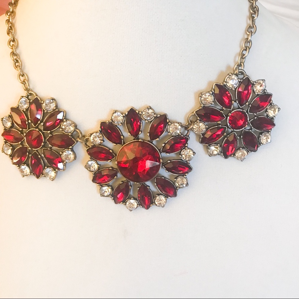 Red fashion necklace with earrings